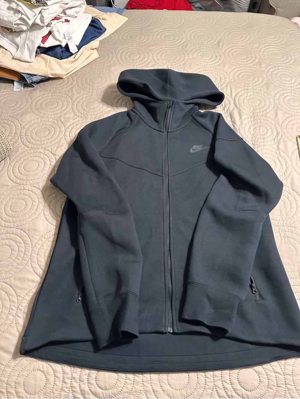 Nike Women's Dark Gray Full-Zip Hooded Utility Jacket